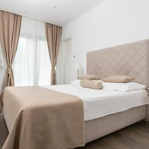4* Guest house Samstag