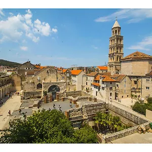 4* Guest house Palace Tower View